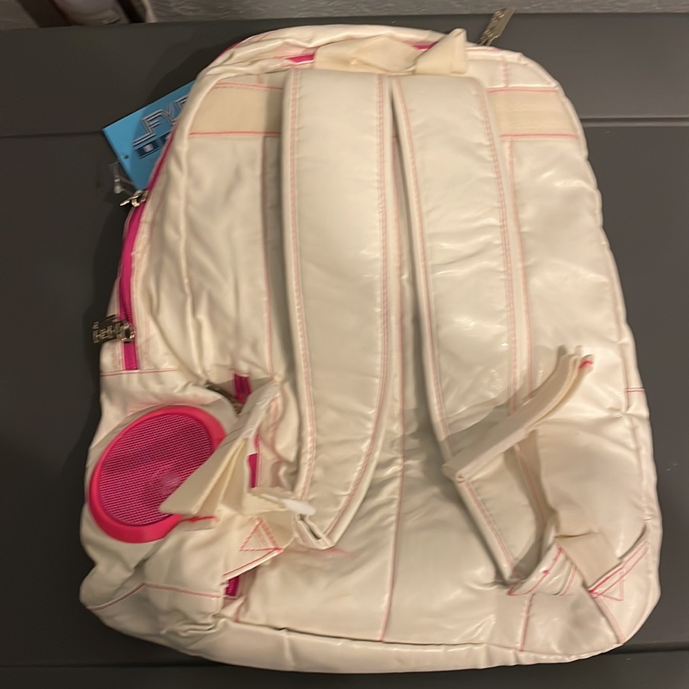 Fydelity Backpack - Picture 8 of 8
